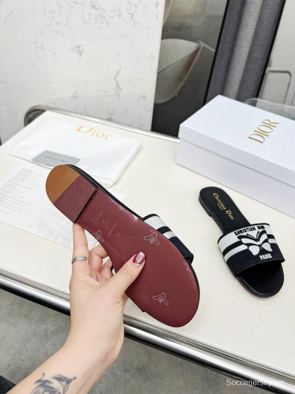 2025 Women Dior Black White Embroidery Slippers LY00170