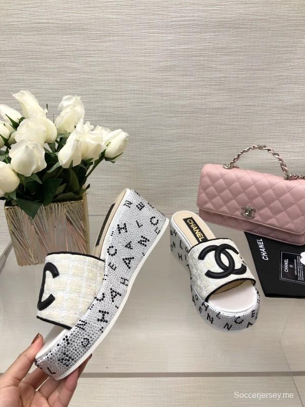 2025 Slippers Chanel White Black Fabric Platform Logo LY00320