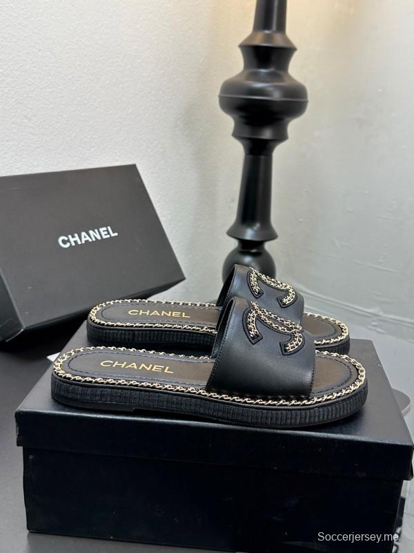 2025 Women Chanel Black Leather Slippers Chain Detail LY00320