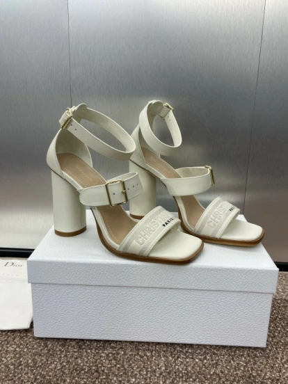 2025 Women Dior White Leather Sandals Embroidery KFY00310