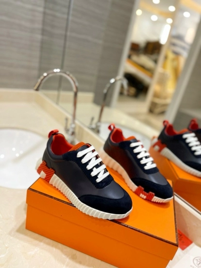 2024 Unisex Hermès Navy Red White Imported Glazed Calf Suede Rain Velvet Sneakers MJ00320