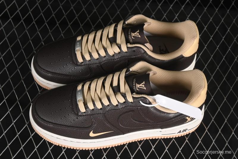 حذاء نايك اير فورس 1 '07 منخفض LV Collaboration حذاء رياضي كاجوال بني اللون - LW9279-007