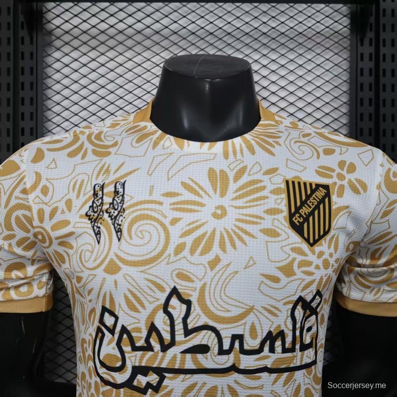 نسخة اللاعب 25/26 قميص أبيض بنقشة زهور ذهبية اللون أبيض بنقشة زهور ذهبية
