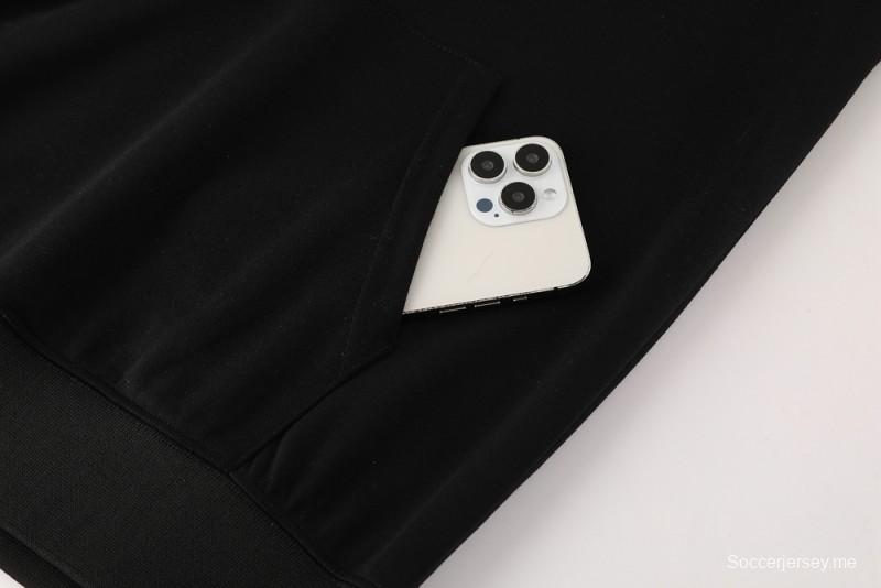 25/26 يوفنتوس جاكيت بغطاء أسود بغطاء أسود بسحاب كامل + بنطلون طويل