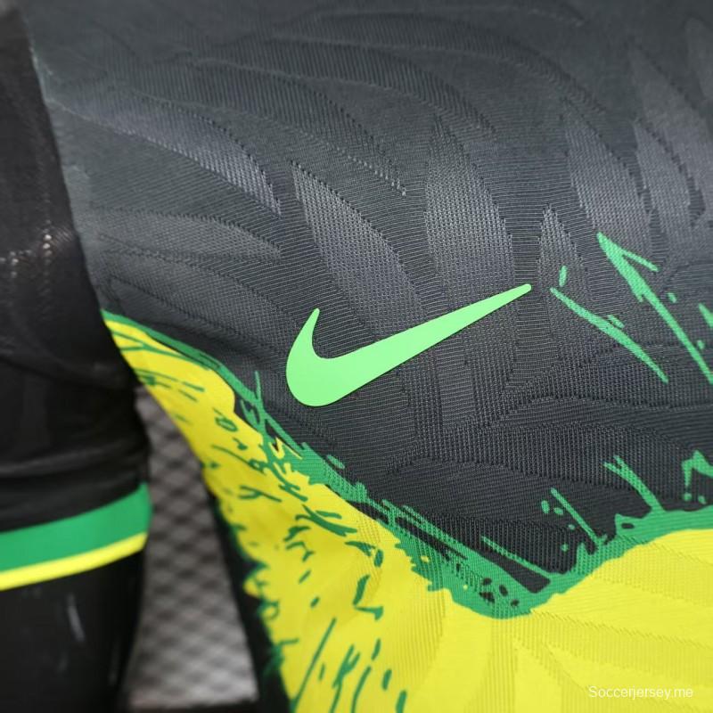 إصدار اللاعب 2025 قميص البرازيل 2025 أسود بطبعة النسر