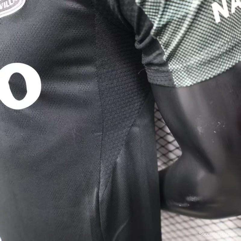 إصدار اللاعب 25/26 قميص أستون فيلا ذهاباً وإياباً