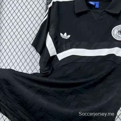 1988/90 قميص منتخب ألمانيا الرجعي ذهاباً وإياباً