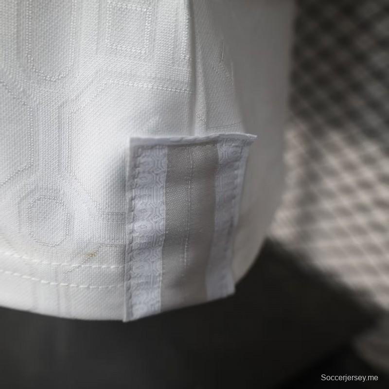 إصدار اللاعب 25/26 قميص أبيض ثالث روما الثالث 25/26