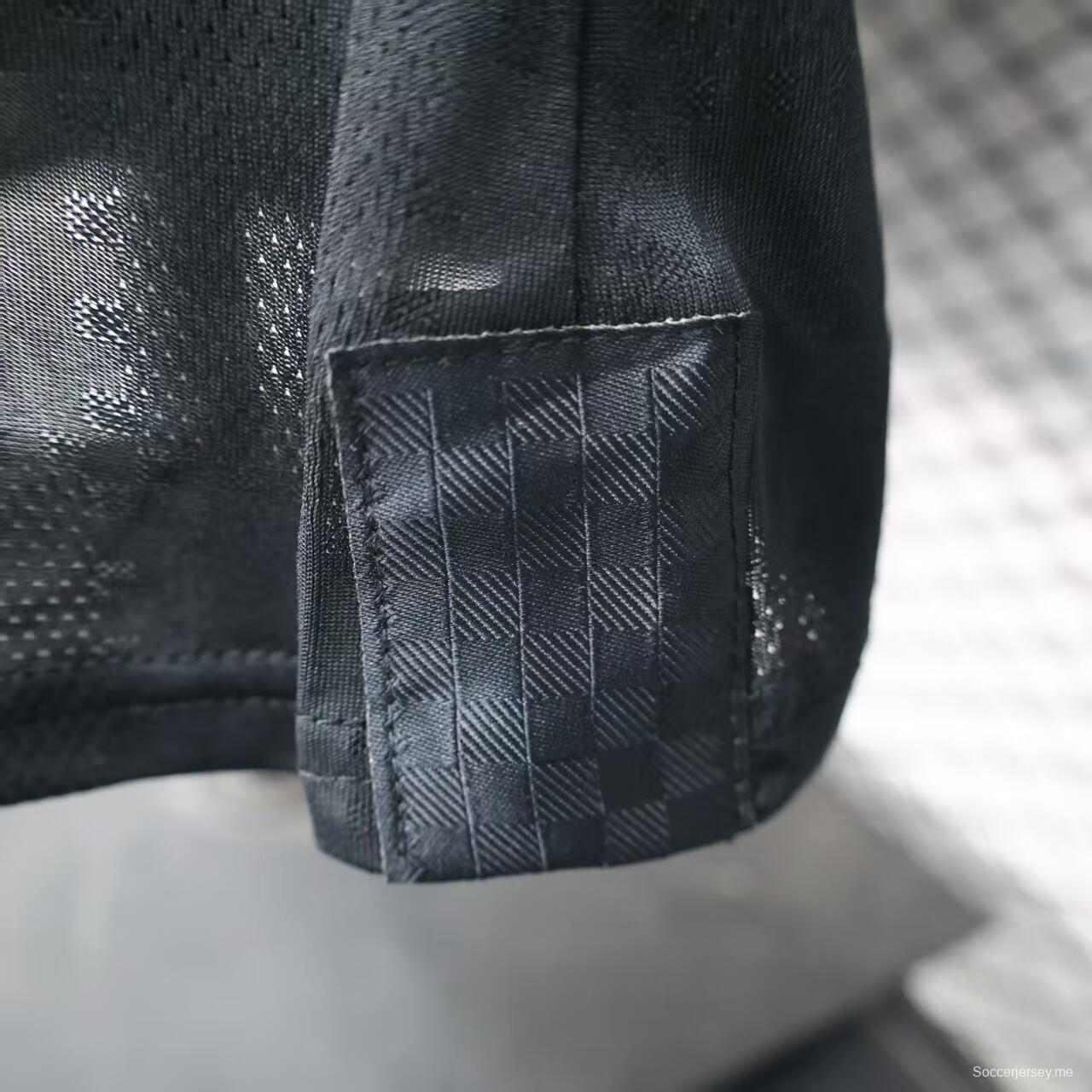 نسخة اللاعب 25/26 قميص بايرن ميونيخ 25/26 مهرجان أكتوبر فيست الأسود