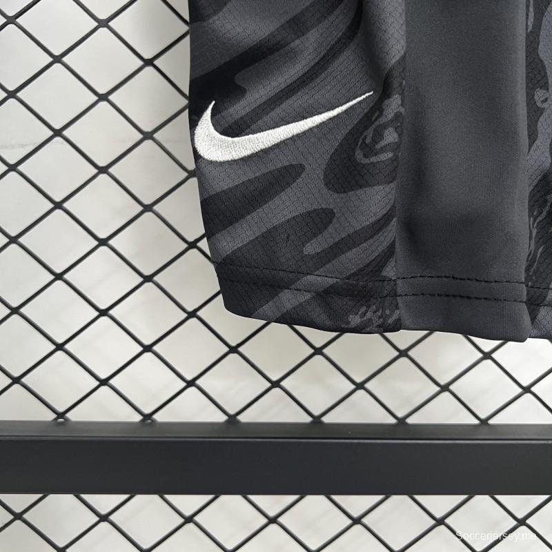 25/26 قميص أسود لحارس مرمى سبورتنج لشبونة للأطفال