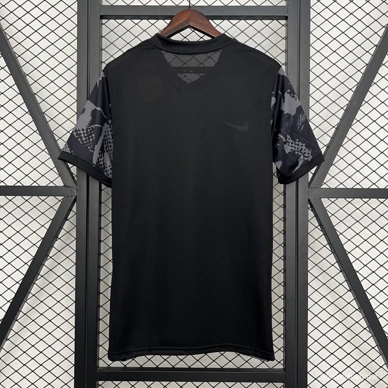 25/26 قميص سبورتينج لشبونة الرمادي قبل المباراة