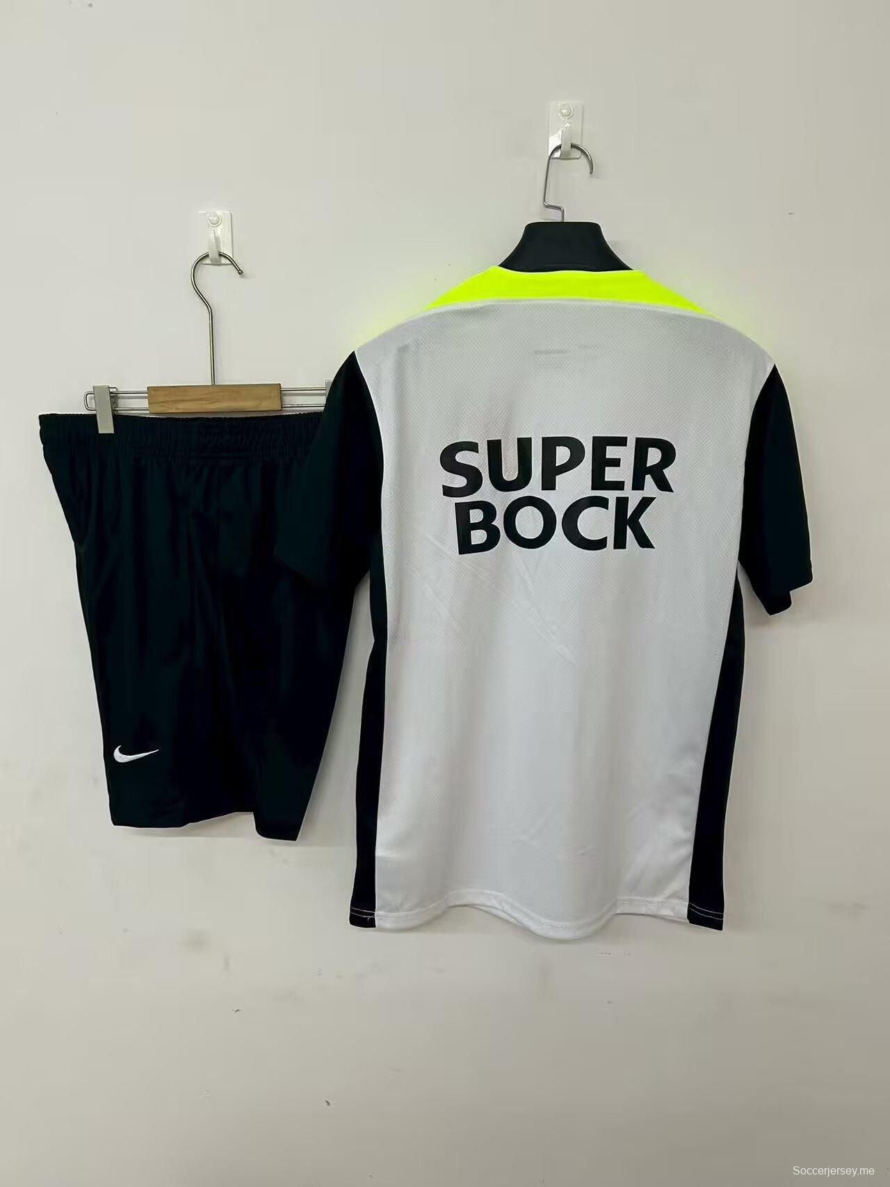 25/26 قميص تدريب سبورتينج لشبونة قبل المباراة باللون الأبيض + شورت