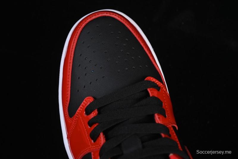 نايك اير جوردان 1 اير جوردان 1 لاو AJ1 جلد براءات الاختراع AJ1 حذاء رياضي كاجوال أسود أحمر منخفض القمة HV4089-006