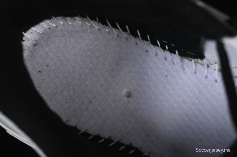 حذاء الجري الكاجوال ذو النعل السميك من نيو بالانس تشانكي كيرف رنر سبيد إن بي نيويورك يانكيز - 3ARNC055N50SIS