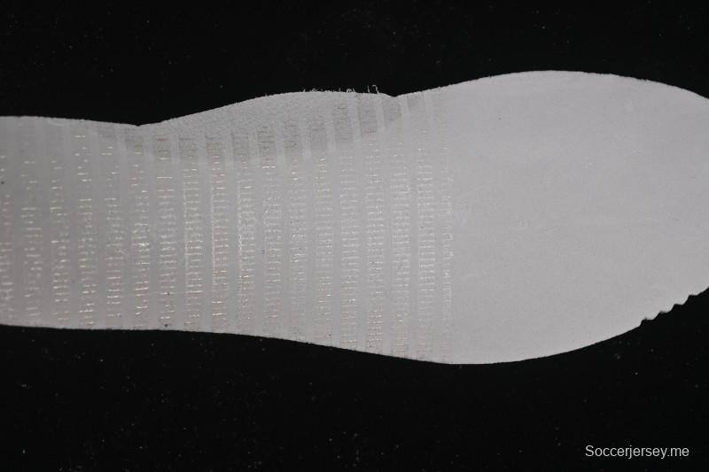 حذاء الجري اير ماكس بلس ريترو من نايك بتقنية الوسائد الهوائية - 604133-050