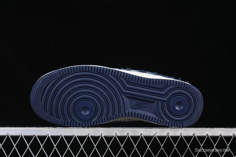 حذاء رياضي نايك اير فورس 1 '07 منخفض كاجوال باللون الأزرق الداكن الأبيض - YF9511-816