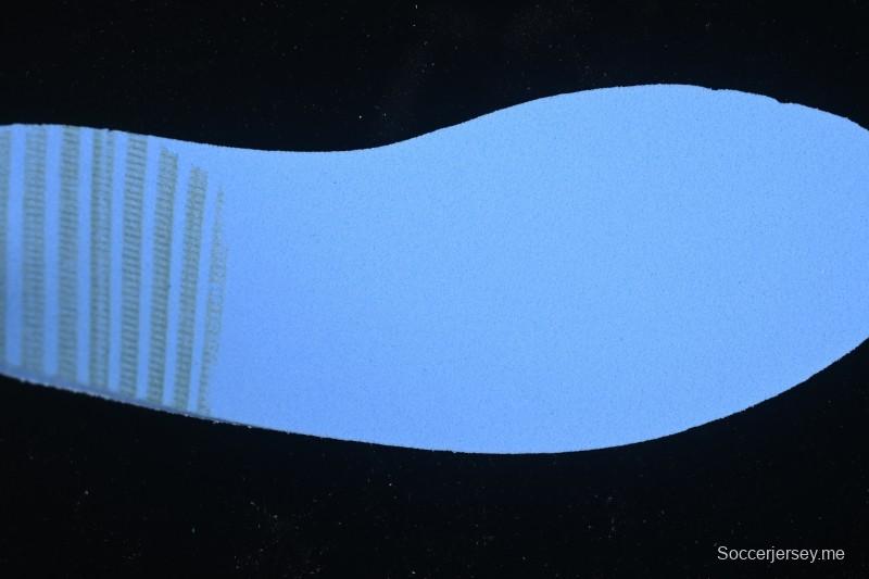 حذاء كرة السلة نايك اير جوردان 1 لوكس ريترو من نايك - HQ2004-400