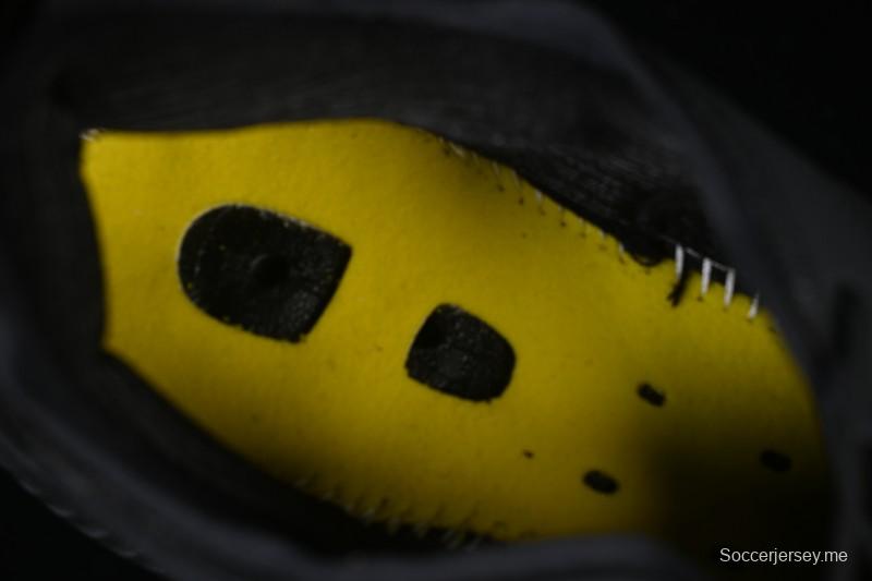 حذاء فيلا نوفول 3 ATR الوظيفي الخارجي من فيلا - A12W541244FBB