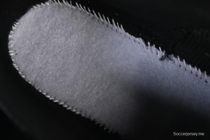 حذاء الجري اير ماكس بلس ريترو من نايك بتقنية الوسائد الهوائية - 604133-050