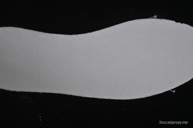 حذاء الجري في2 كيه رونتك رنتك ران من نايك حذاء جري منخفض منخفض الرقبة مبطن مضاد للانزلاق - HV3917-133