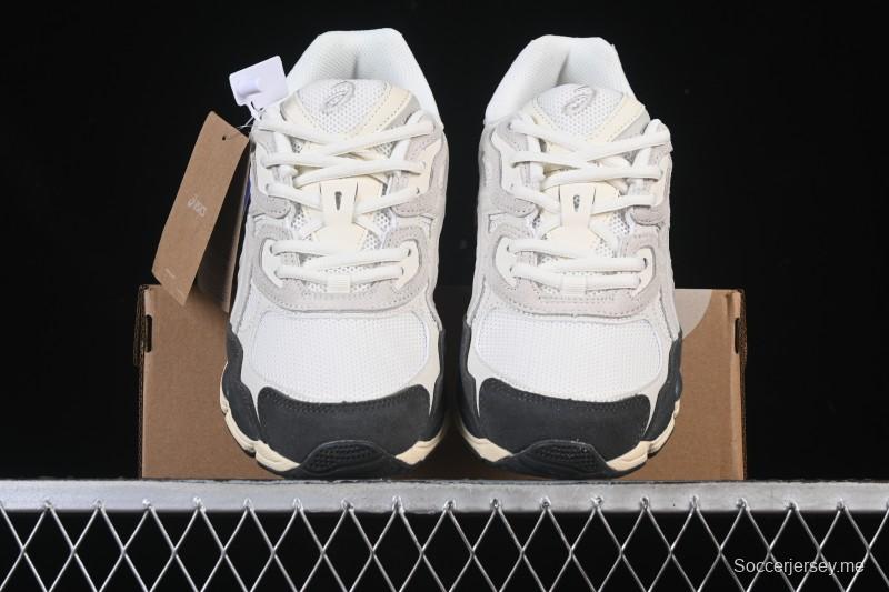 حذاء الجري جيل-نايك ريترو من اسيكس مع جزء علوي شبكي مسامي وجزء علوي من الشامواه - 1203A383-111