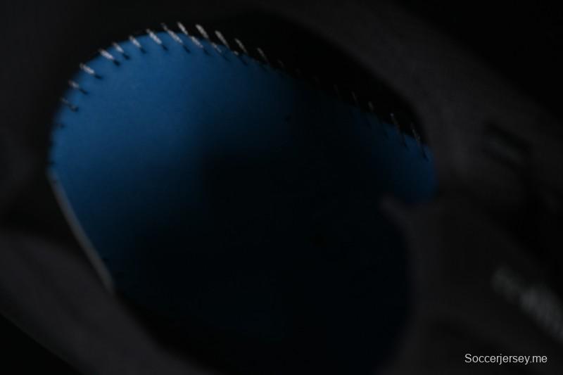 حذاء الجري بروكس جليسرين ستيلث فيت 22 نيتروجين ماراثون مبطن من بروكس جليسرين ستيلث فيت 22 - 1104481D072