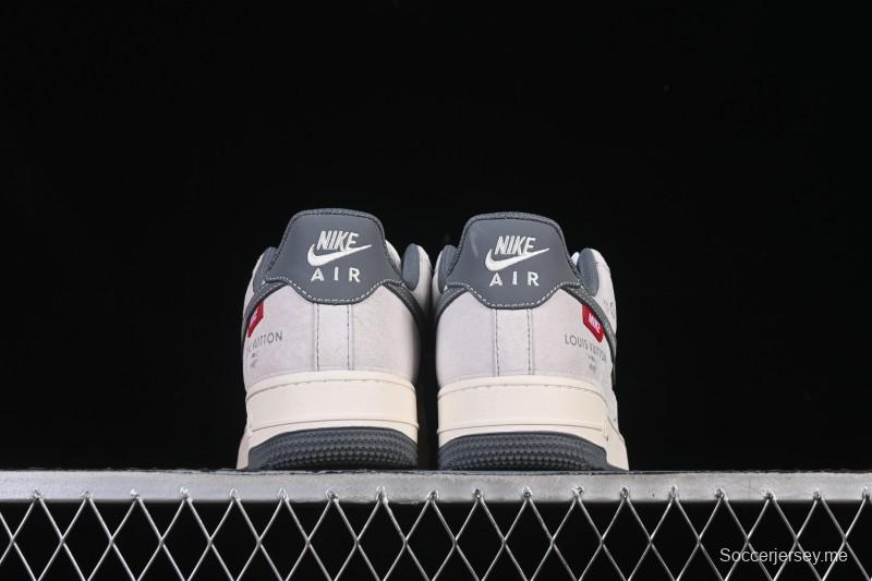 حذاء نايك اير فورس 1 '07 المنخفض من نايك اير فورس 1 '07 LV Collaboration Grey Hook Woven Label الرياضي الكاجوال - CX5050-Y25