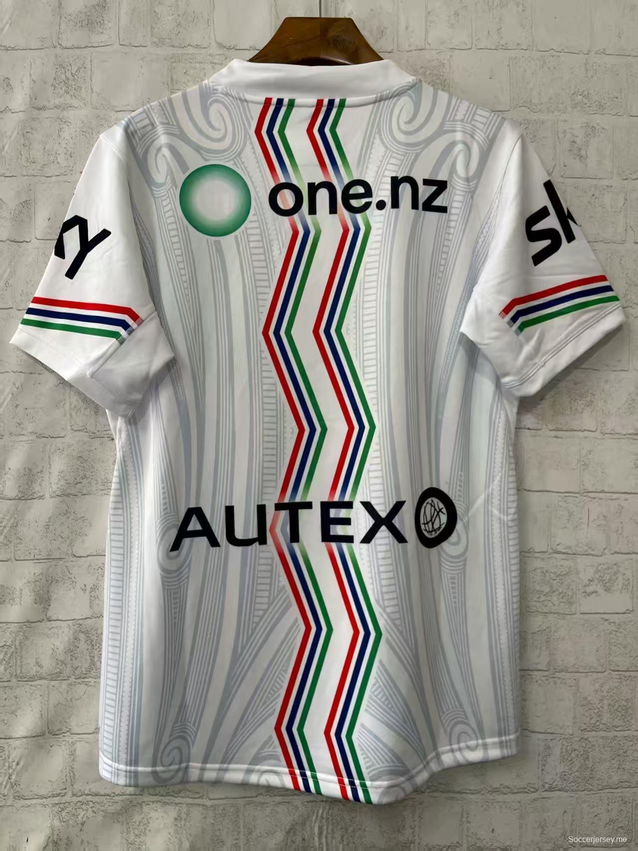 25/26 قميص محاربي نيوزيلندا الأبيض مع قميص تراث الماوري