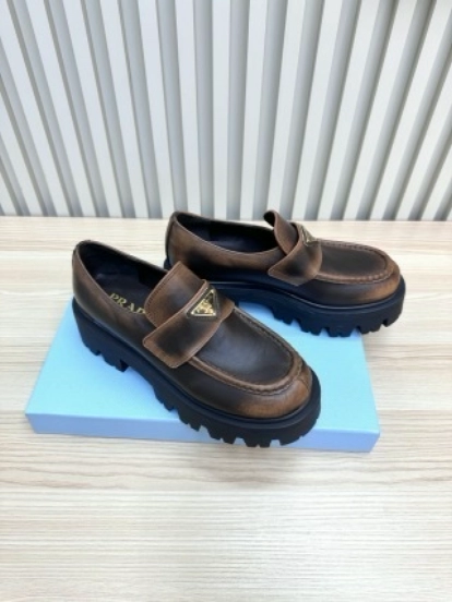 Prada Platform Loafers with Lightweight Anti-Slip Sole - LY00300