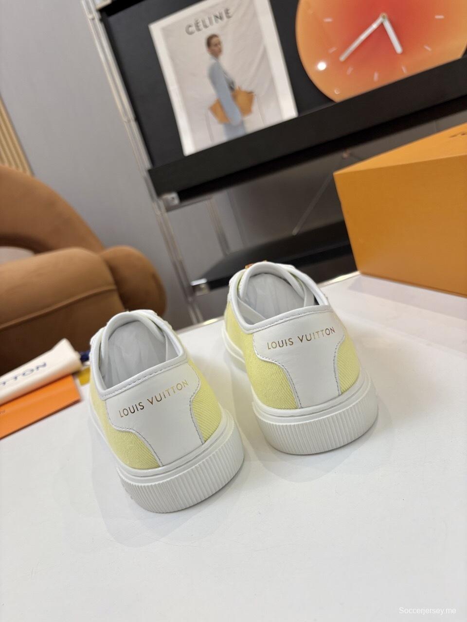 حذاء رياضي من سلسلة لاجون من لويس فويتون بنقشة مونوغرام - AS00300