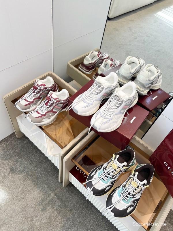 حذاء رياضي 2.0 من غوتشي بخطوط عاكسة وتصميم قديم - AS00450