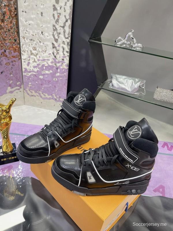 حذاء رياضي LV Trainer Maxi الرياضي مع كابل شحن LED متعدد الألوان - AS00760