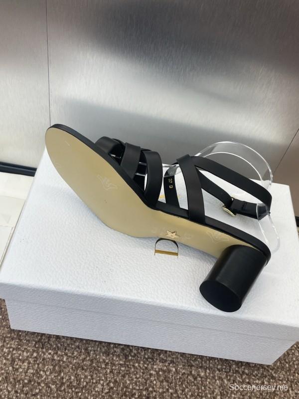 حذاء ديور D-Club D-Club جيلي ملون مجوف بحزام متقاطع ذو كعب متوسط للنساء - KFY00290