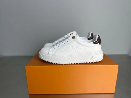 لويس فويتون تاكاشي موراكامي × LV Time Out Cherry Blossom Series من لويس فويتون حذاء رياضي مسطح منخفض من الجلد بمقدمة مستديرة - YC