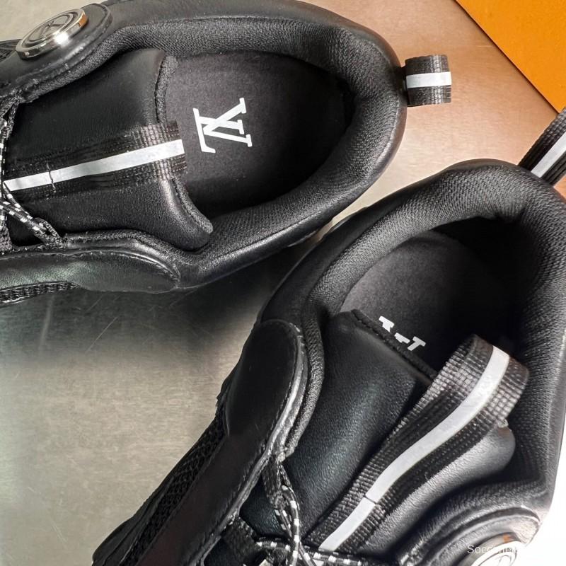 حذاء LV RUSH RUSH من جلد العجل المعدني LV الدائري الدائري المقاوم للانزلاق ذو تصميم كاجوال منخفض - YC