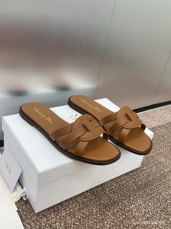 صندل ديور D-Club D-Club جيلي ملون مجوف بحزام متقاطع للنساء - KFY00280