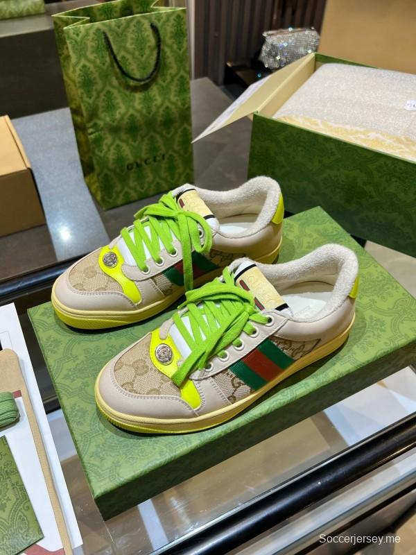 حذاء رياضي من غوتشي بتصميم ريترو 2025 بتصميم ريترو 2025 مع شعار GG المعدني - AS00270
