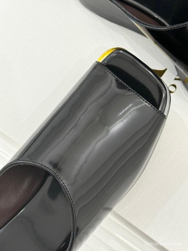 زلاجات ذا رو لموسم خريف/شتاء 2025 ذات المنصة - KFY00280