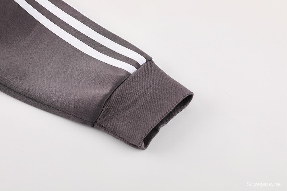 25/26 ريال مدريد سترة رمادي فاتح بسحاب كامل رمادي + بنطلون طويل + بنطلون طويل