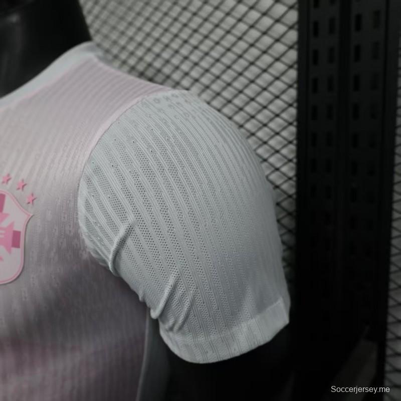 إصدار اللاعب 2026 إصدار خاص للبرازيل 2026 قميص أبيض بنقشة المسيح المخلص باللون الوردي