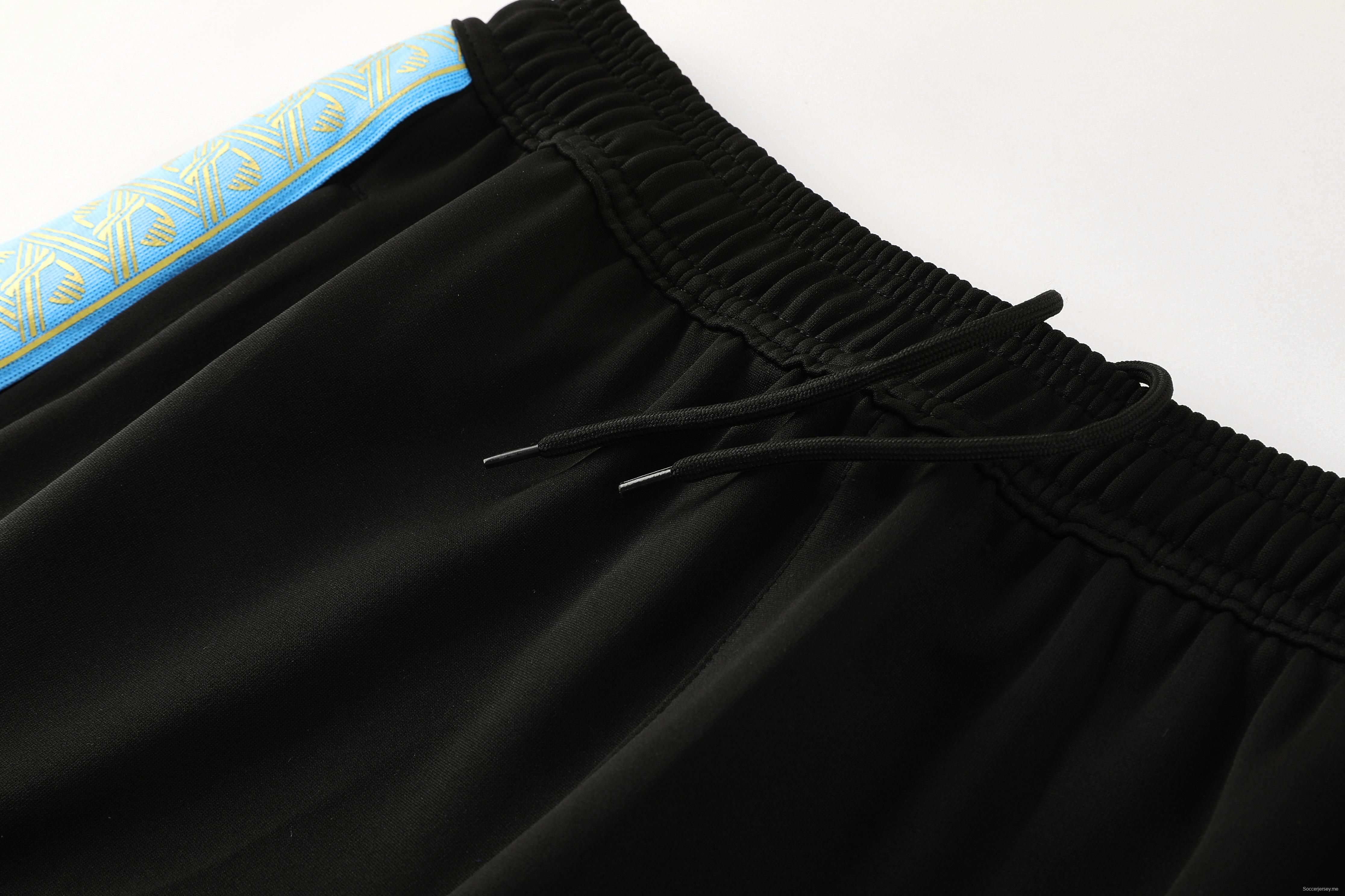 25/26 أولمبيك مارسيليا سترة رياضية سوداء بسحاب كامل + بنطلون طويل + سترة رياضية سوداء