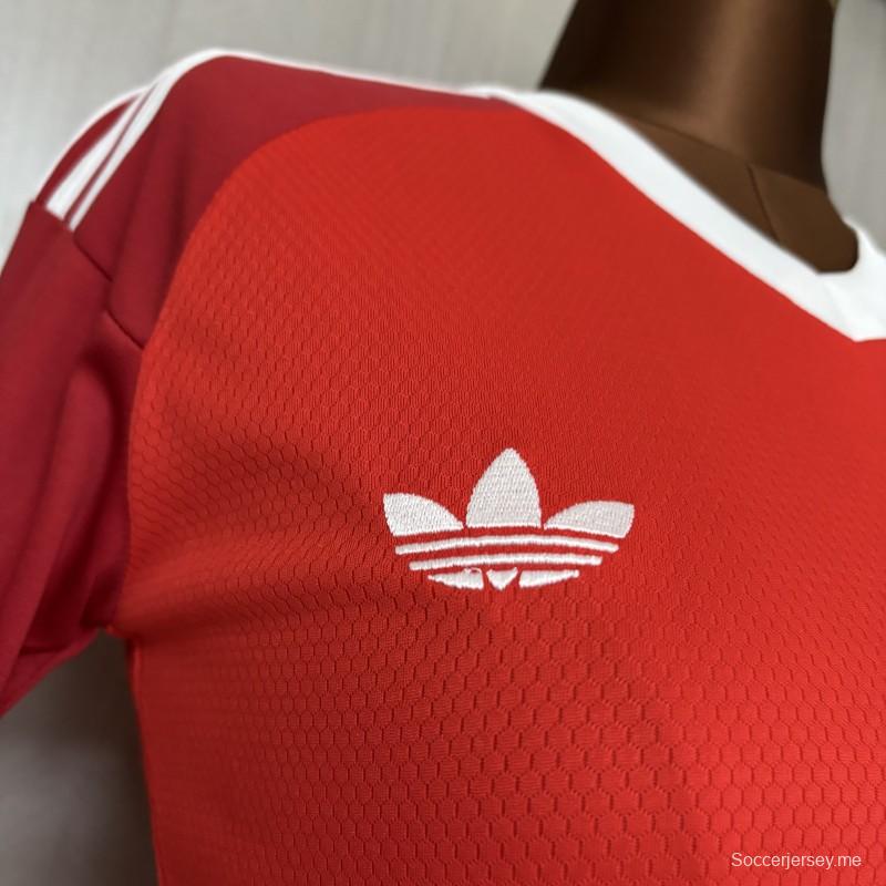 25/26 قميص أحمر فلامنجو للنساء