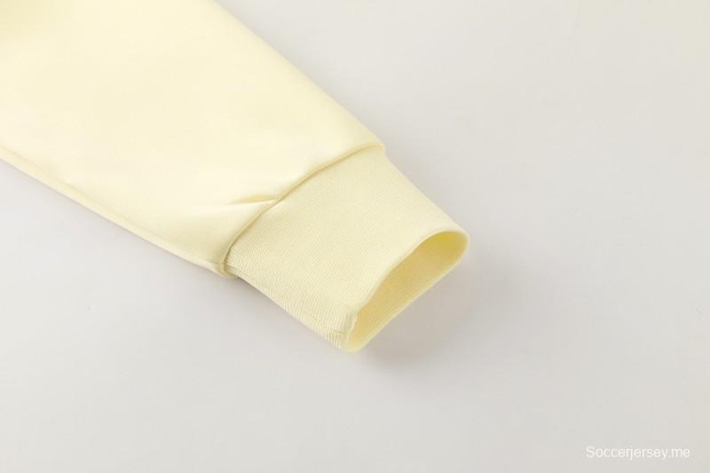 2026  سترة بأزرار كاملة + بنطال طويل من Adidas بلون المشمش