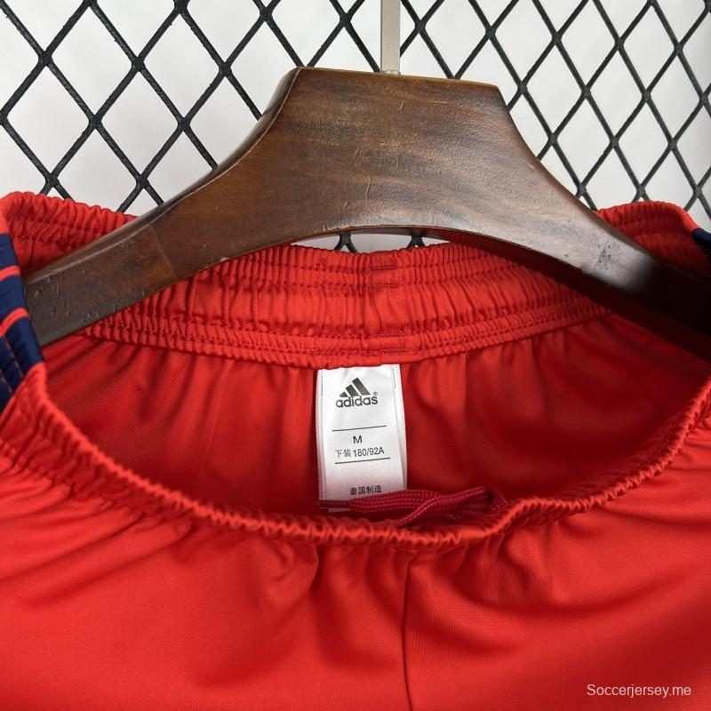 شورتات المنتخب الإسباني للرجال للمباريات على أرضه في كأس العالم 2026