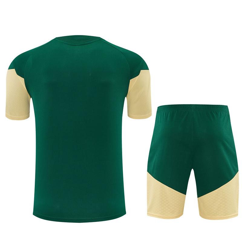 26/27 ريال مدريد أخضر وكريمي  قميص بأكمام قصيرة + شورت كرة قدم