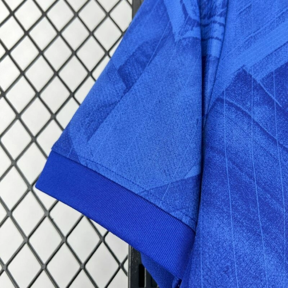 2025/26 قميص تشيلسي بمناسبة مرور 120 عاماً على تأسيسه