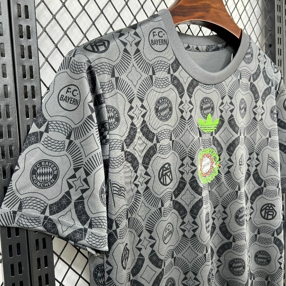 2025/26 قميص تي شيرت بايرن ميونيخ فيسن 2025/26 للرجال