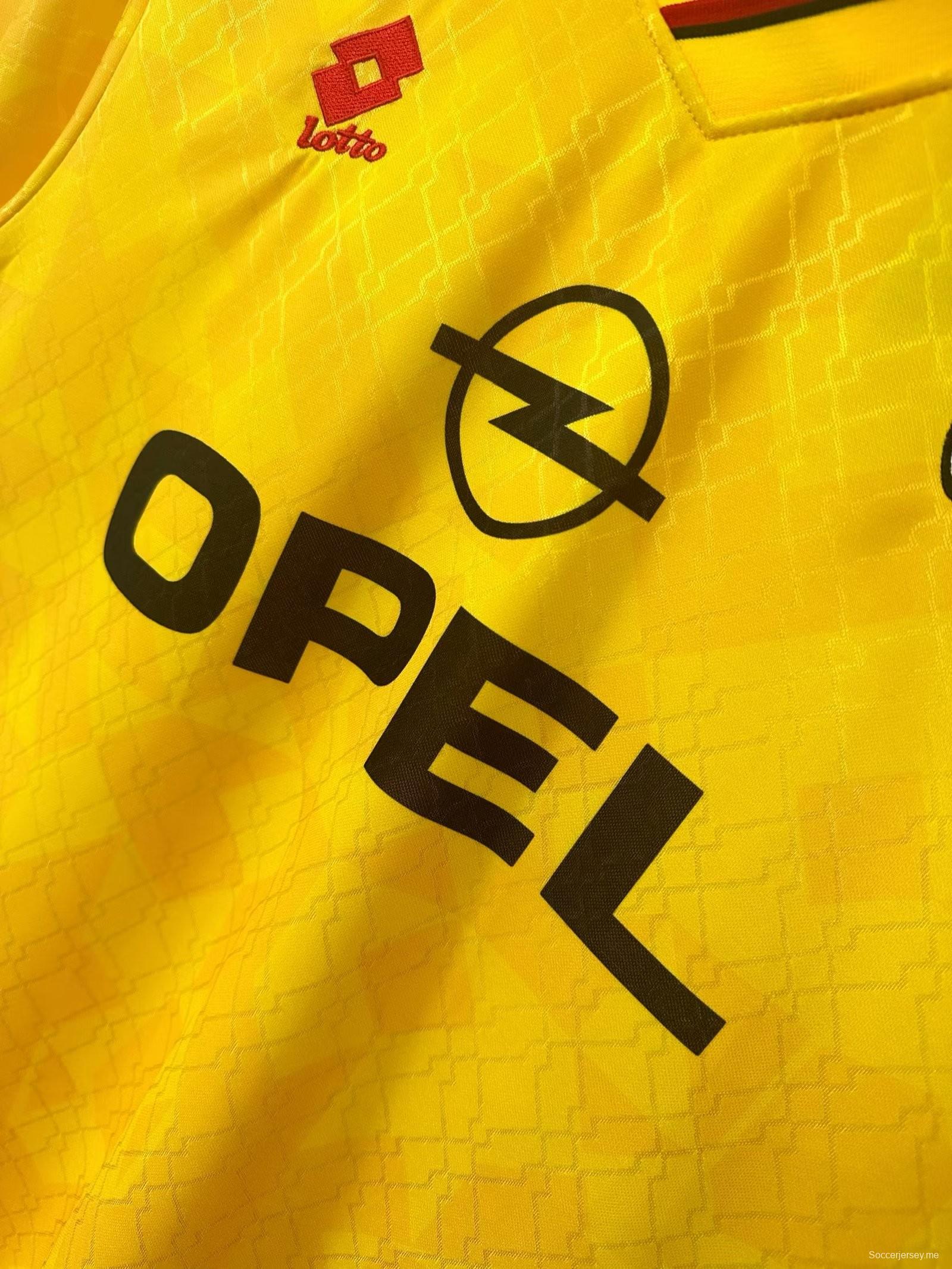 القميص الأصفر الثالث لميلان 95/96 ريترو 95/96 ميلان أصفر قديم
