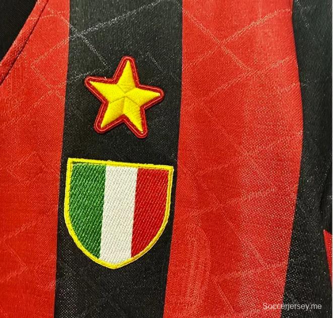 قميص ريترو 93/94 ريترو ميلان الإيطالي بطل الدوري الإيطالي مع رقع
