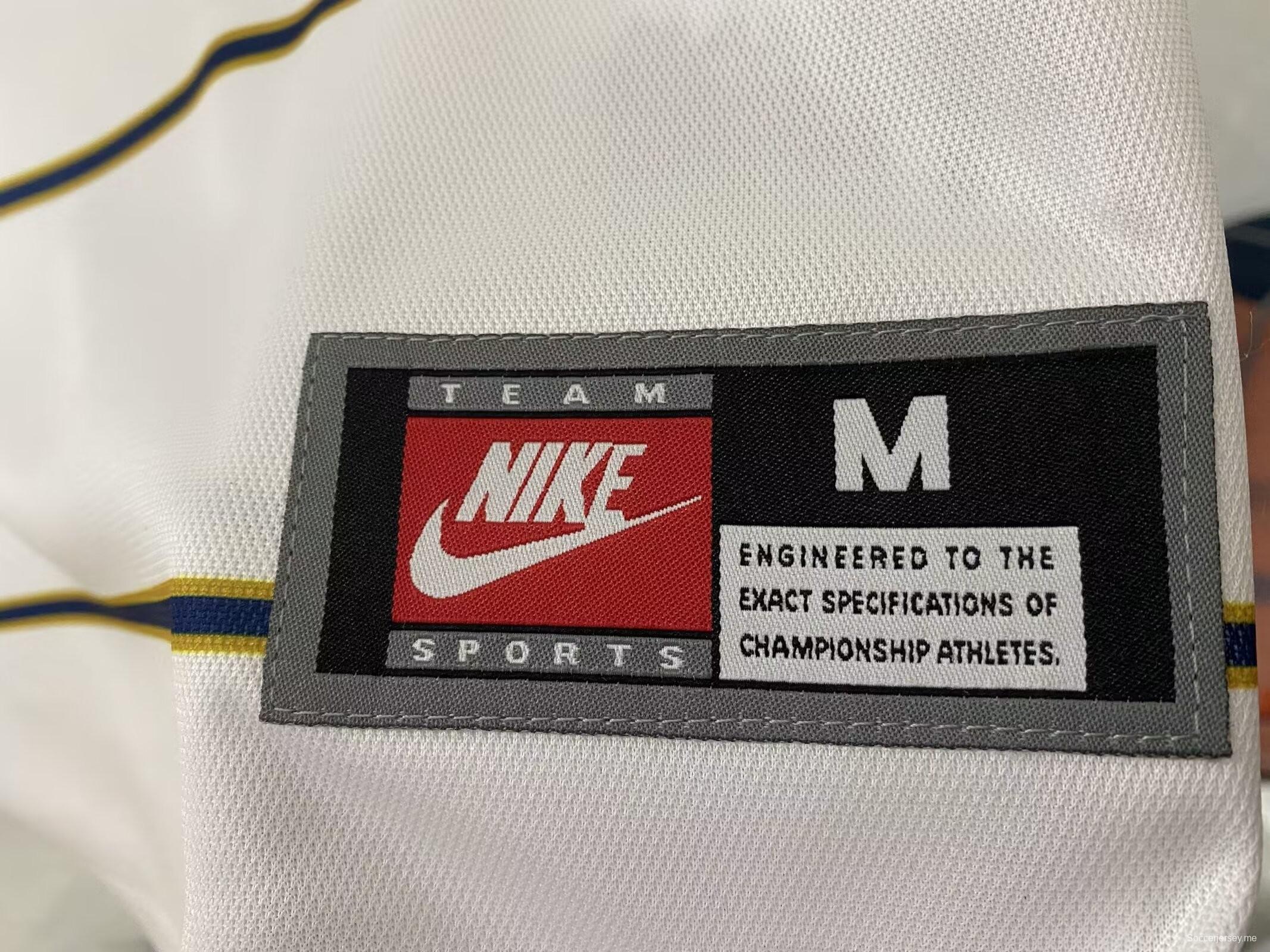 قميص بوماس 97/98 ريترو 97/98 بوماس أونام خارجي أبيض
